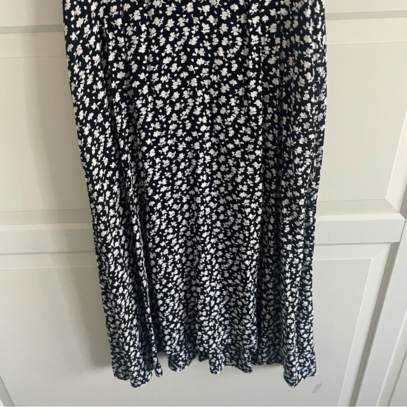 Something Navy Floral short sleeve Midi Dress 20164 - Picture 9 of 14